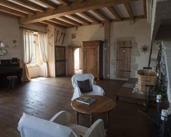 Logis De Riparfonds - Bressuire - Salon