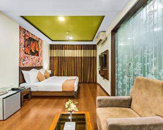 Krushnai Resort - Lonavala - Bedroom