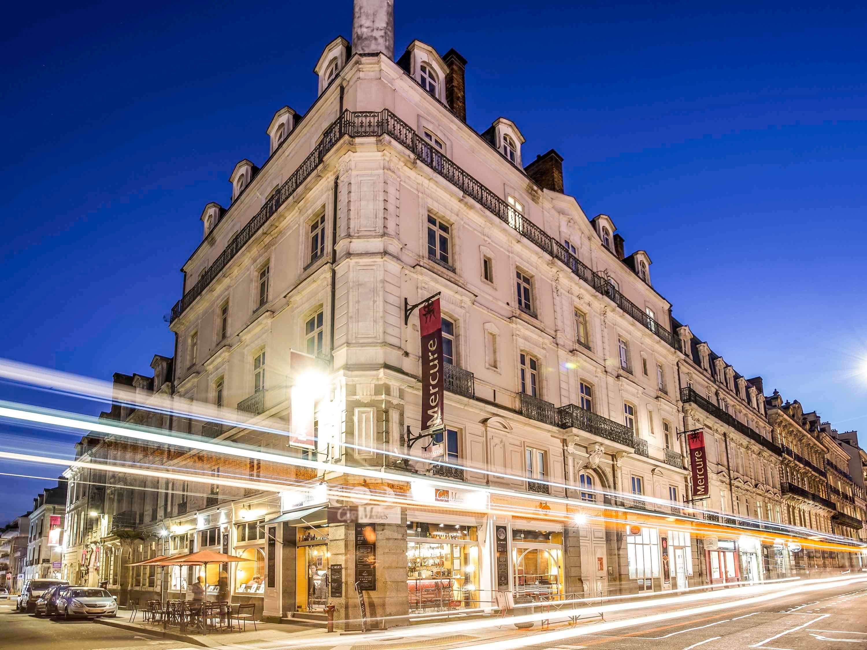 Hôtel Mercure Rennes Place Bretagne - רן - בניין