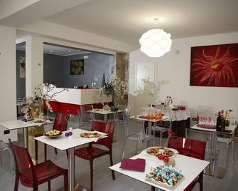 B&B Terra Marique - Siracusa - Restaurante