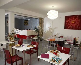 B&B Terra Marique - סירקוזה - מסעדה