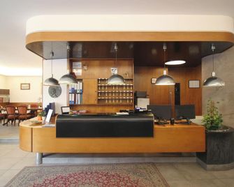 Hotel Salieri - Legnago - Recepción