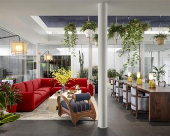 Graduate by Hilton Dallas - Dallas - Lobby