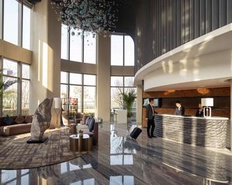 Novotel Zhengzhou Airport - Zhengzhou - Lobby