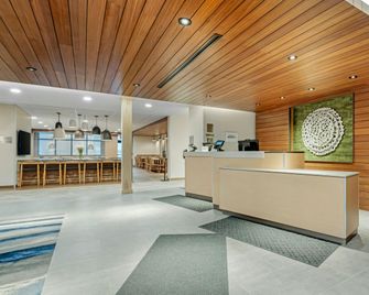 Fairfield by Marriott Inn & Suites North Conway - North Conway - Front desk