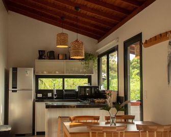 Casas Valley Boutique - Praia do Rosa - Imbituba - Cocina