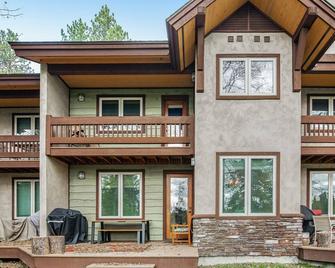 Amelia's Vacation Retreat House - McCall - Building