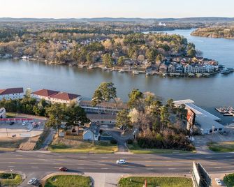 The Hamilton - Lakefront & Studio Suites, Hot Springs - Hot Springs - Outdoor view