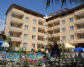 Grand Horizon Apart Hotel - אלניה - בניין