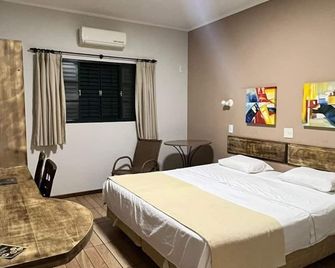 Maria Plaza Hotel - Araçatuba - Bedroom
