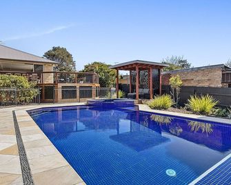 Park Lane pool & Spa - Rye - Piscina