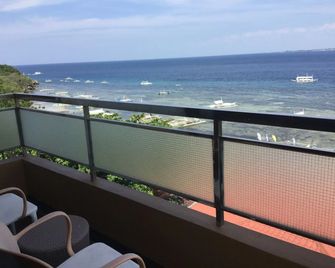 Palmbeach Resort & Spa - Lapu-Lapu City - Balcón