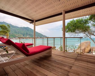 Crystal Bay Yacht Club - Ko Samui - Balcón