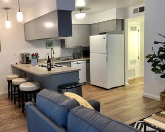 Centrally Located 2 bd in Downtown Chico - Chico - Cozinha