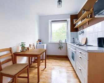 Helle Wohnung im Norden Leipzigs - Leipzig - Kitchen