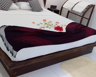 Sigiri Veenus Paradise - Sigiriya - Schlafzimmer