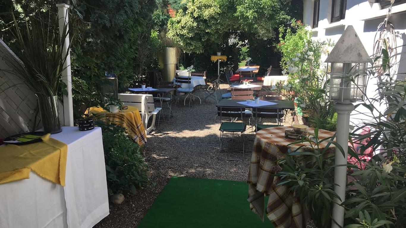 Hotel und Restaurant -Gasthaus Zur Pfalz