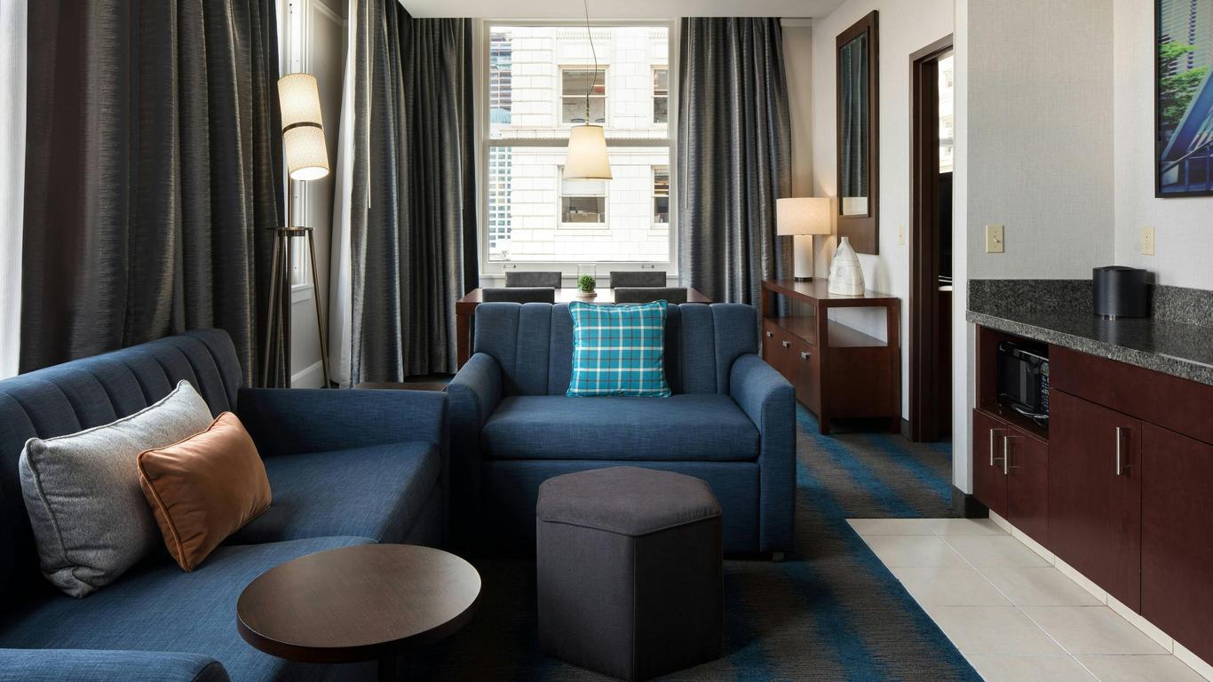 Courtyard by Marriott Seattle Downtown/Pioneer Square