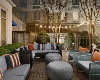 Hilton Garden Inn Huntsville/Space Center - Huntsville - Βεράντα