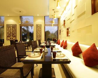 Jaypee Greens Golf and Spa Resort - Noida - Restaurante