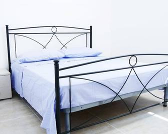 Baia Dei Delfini - Pulsano - Camera da letto