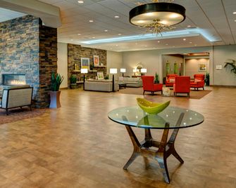 DoubleTree by Hilton Flagstaff - Flagstaff - Lobby