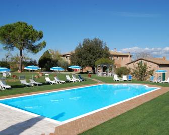 Agriturismo San Giorgio - Monteroni d'Arbia - Басейн