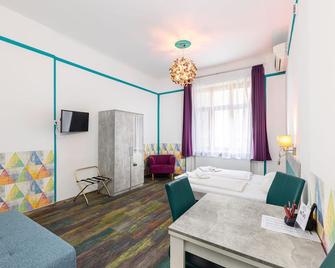 Amber Terrace Studios Downtown - Budapest - Living room