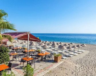 Galaxy Beach Hotel Alanya - Mahmutlar - Strand