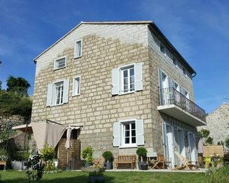 Casa Sarrinca - Serra-di-Scopamene - Edificio