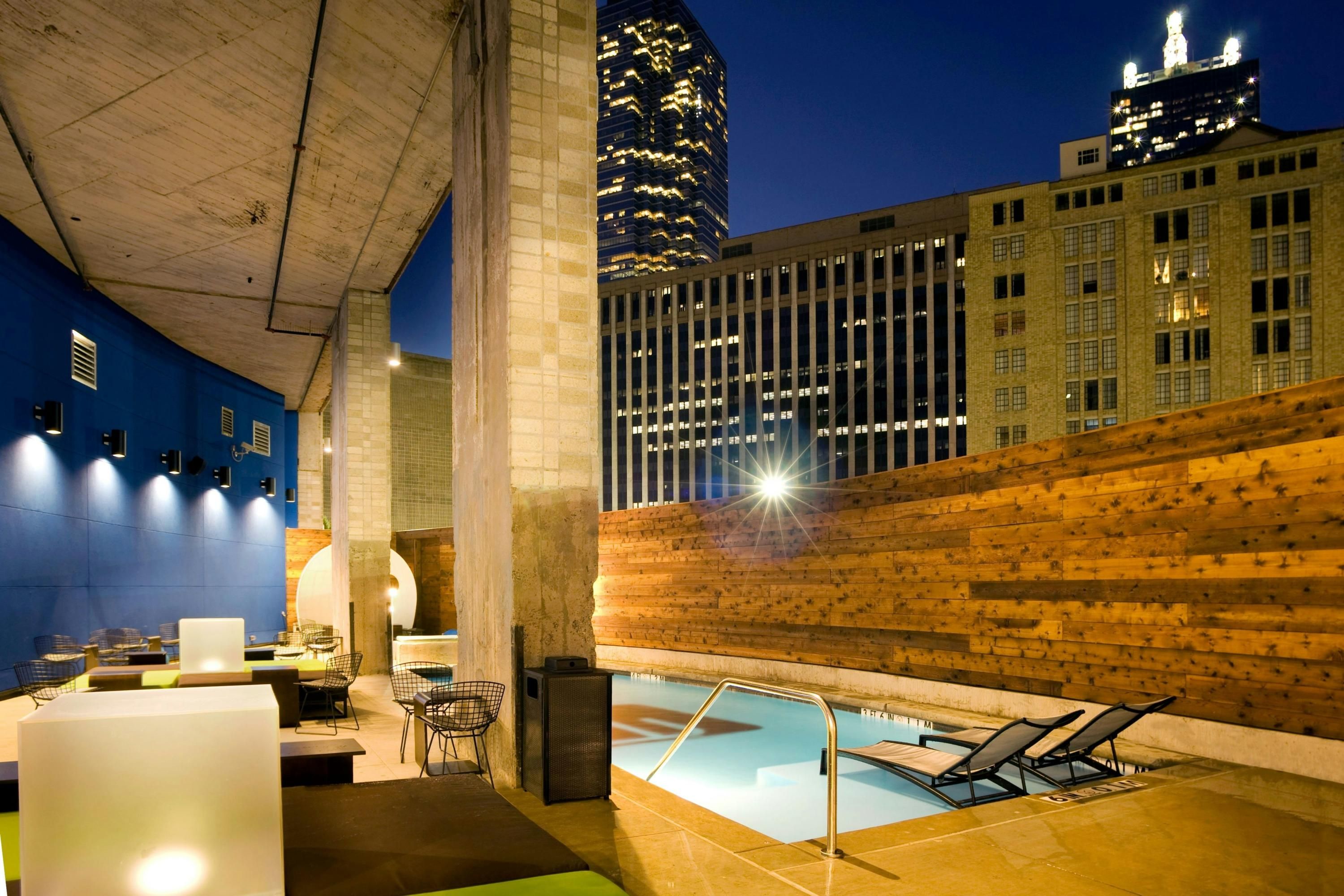 Aloft Dallas Downtown - דאלאס - בריכה