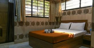 Welcome Guest House - Mumbai - Bedroom