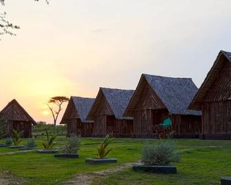 Bestlife Eco Resort Mattala Airport - Migahajandura - Edificio