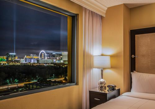 SpringHill Suites by Marriott Las Vegas Convention Center from $137. Las  Vegas Hotel Deals & Reviews - KAYAK