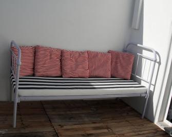 70's Hostel - Ericeira