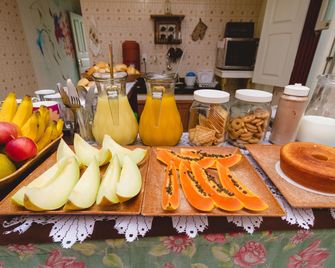 E Hostel - Ouro Preto - Comida