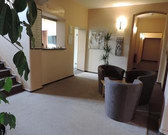 Hotel Carl Von Clausewitz - Burg bei Magdeburg - Lobby