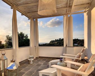 La Suite Boutique Hotel - Procida - Balkon