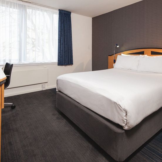 Holiday Inn Express Bristol City Centre By IHG image 1
