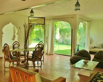 Casa La Kasbah - La Cruz de Huanacaxtle - Comedor