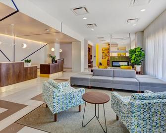 هوتل إنديجو ديترويت داون تاونا باي آيتش جي - ديترويت - ردهة