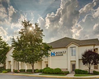 Hyatt House Mount Laurel - מאונט לורל - בניין