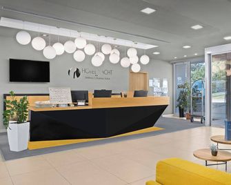 Hotel Yacht Wellness & Business - Siofok - Ingresso