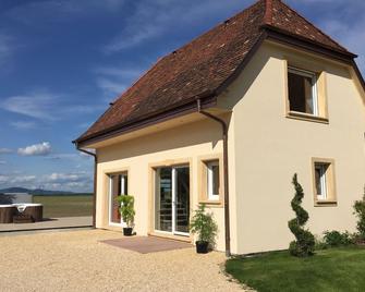 The Workshop, Luxury Cottage, Pool, Jacuzzi Near Colmar Wine Route - Nambsheim - Edificio