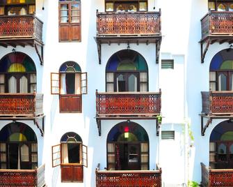 Dhow Palace Hotel - Zanzibar - Building