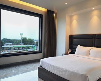 Econest Hotel - Rampurhut