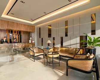Grand Zuri Hotel Duri - Duri - Lobby