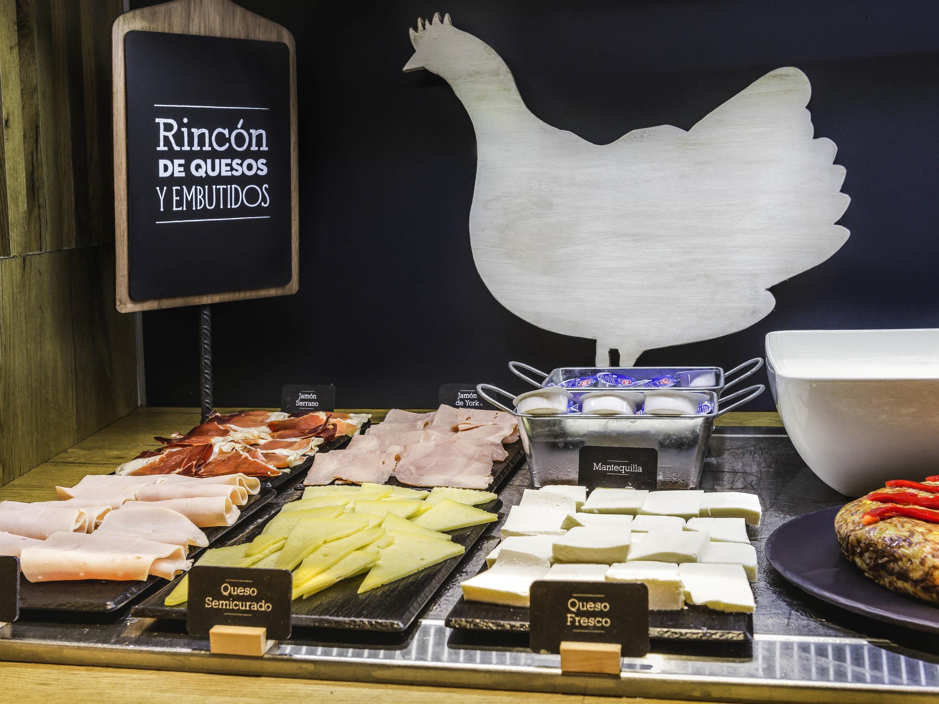 إيبيس سوانسي - سوانسي - مطعم