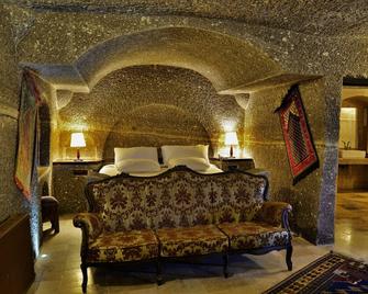Grand Cave Suites - โกรมี - ห้องนอน