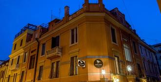 Free Hostels Roma - Rome